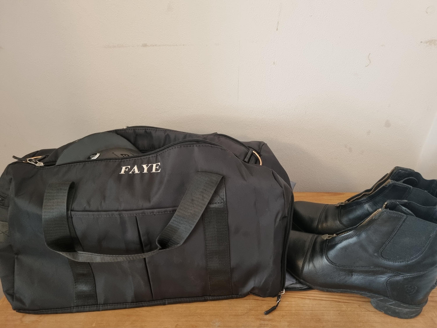 Equestrian personalised show bag embroidered