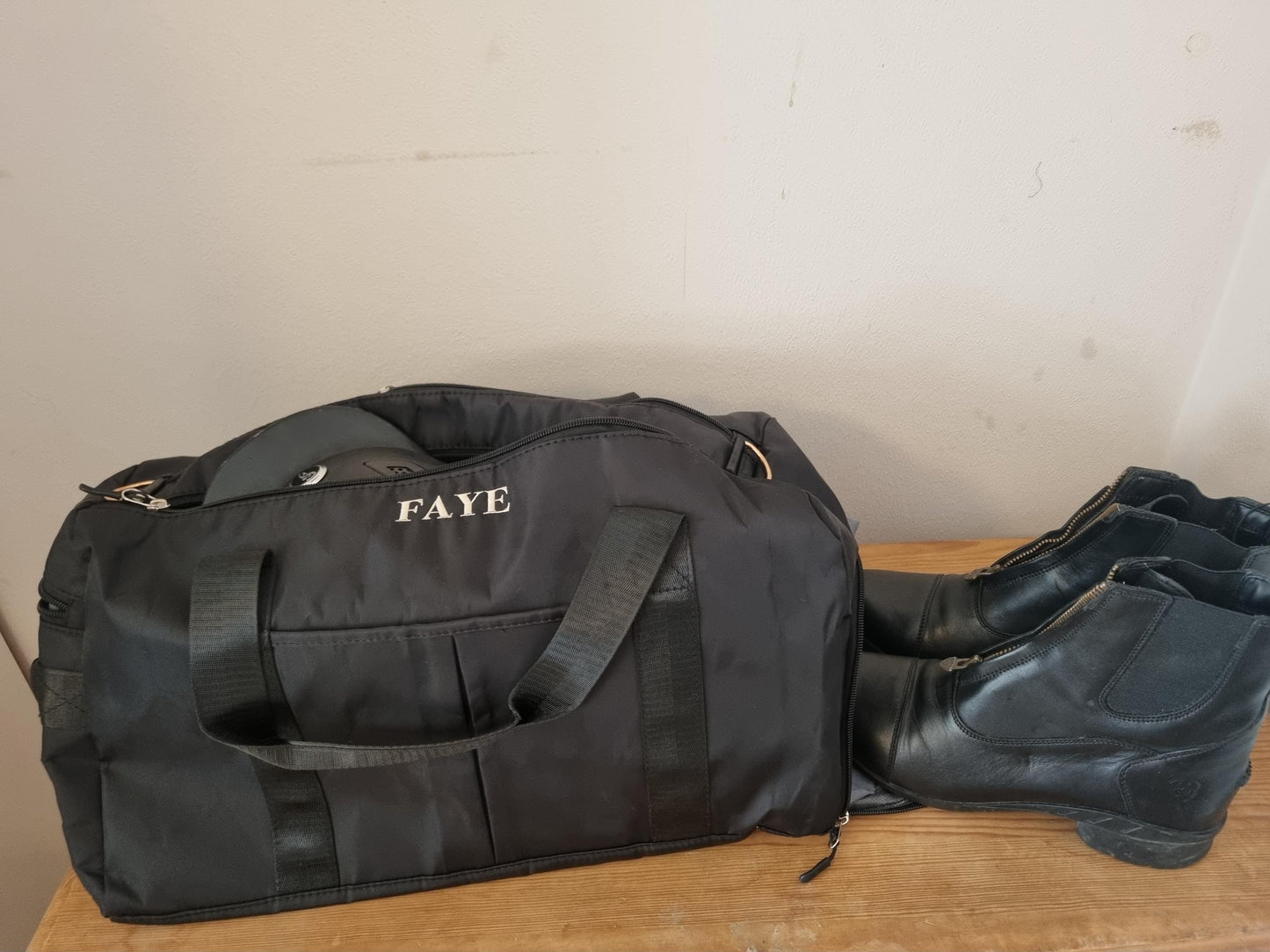 Equestrian personalised show bag embroidered